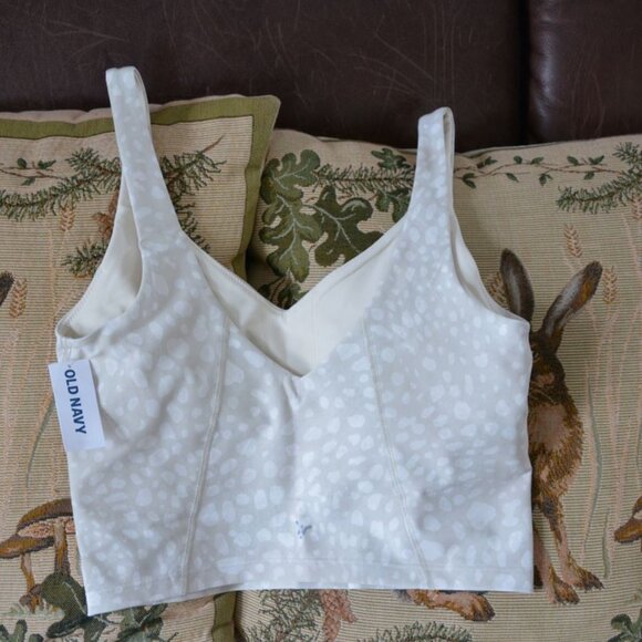 BNWT Old Navy Light support PowerSoft Longline Sportsbra (Small) - Picture 7 of 7